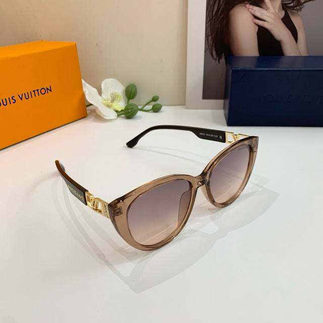 Louis Vuitton Classic Cat-Eye Frame Sunglasses Influencer-Approved Sunglasses Fa
