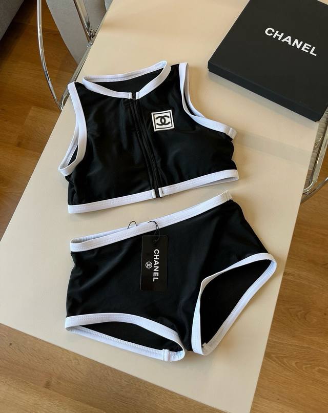 Chanel Chanel's New Two-Piece Swimsuit Is Suitable For Various Occasions: Beach,