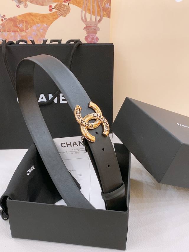 Special Chanel Classic Double C Resin Black And White Belt New Logo Buckle Paire