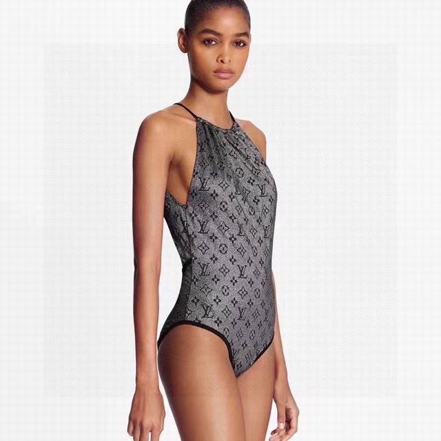 Lv One-Piece Swimsuit Suitable For Various Occasions: Beach, Swimming Pool, Hot