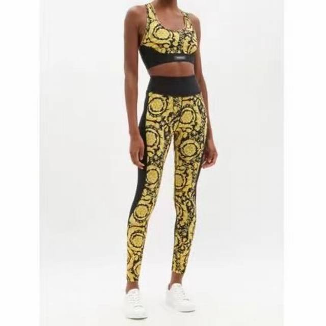 Versace New-Style Tight-Fitting Sports Set. High-Elasticity, Body-Hugging Long-S