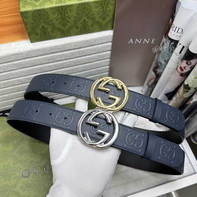 Special Gucciii Width: 4.0 Cm, Color: Dark Blue. The Belt Features A Dark Blue G