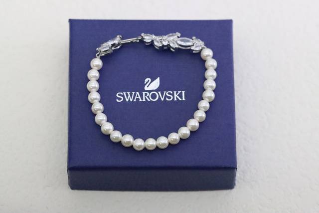 Hot-Selling Recommendation Swarovski Silver Leaf Pearl Bracelet Authentic Materi