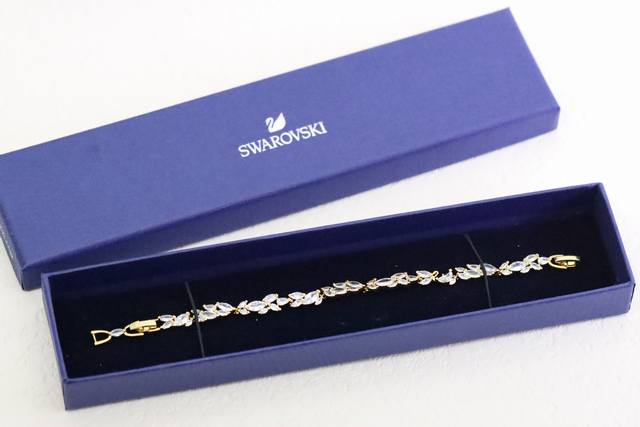 Hot-Selling Recommendation Swarovski Gold Full-Diamond Leaf Bracelet Authentic M