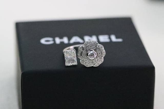New Arrival Recommendation Chanel Silver Full Diamond Camellia Open Ring 925 Sil
