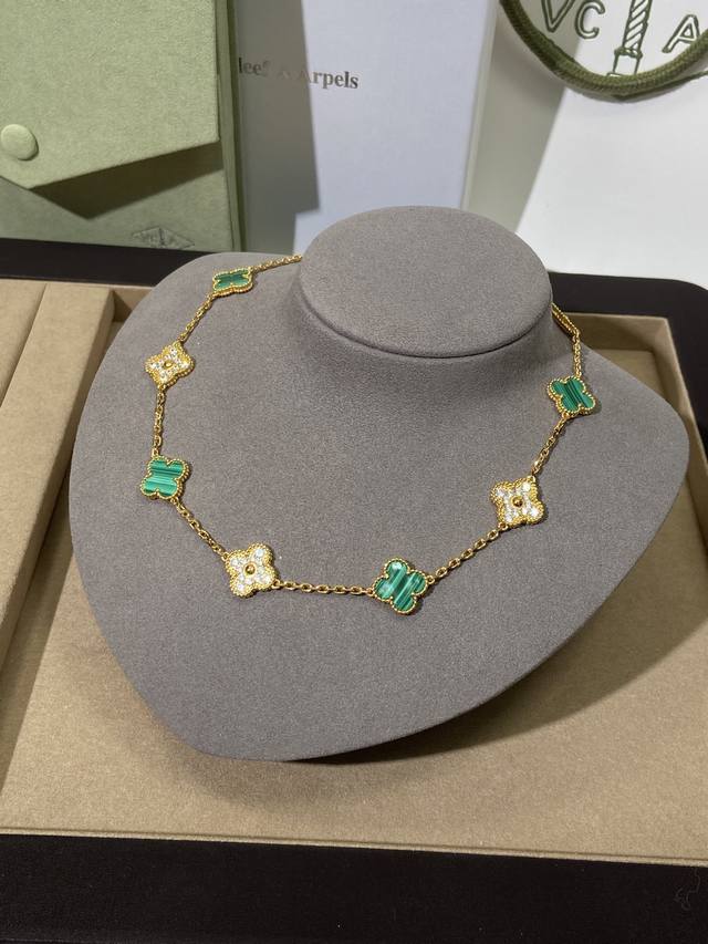 Hot-Selling Item Recommendation Vca Golden Malachite With Diamonds Four-Leaf Clo