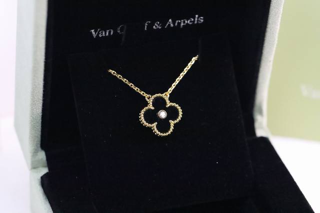Hot-Selling Recommendation Vca Champagne Gold Black Onyx Single Diamond Four-Lea