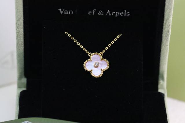 Hot Selling Item Recommendation Vca Champagne Gold Pearl Single Diamond Four-Lea