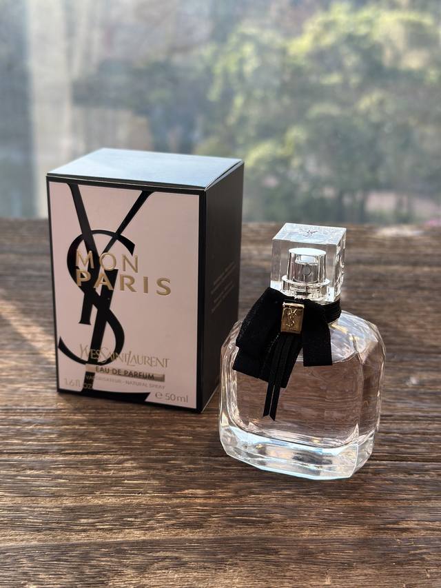High-End Quality Reverse Paris 50Ml Fragrance Notes: Floral And Fruity Top Notes