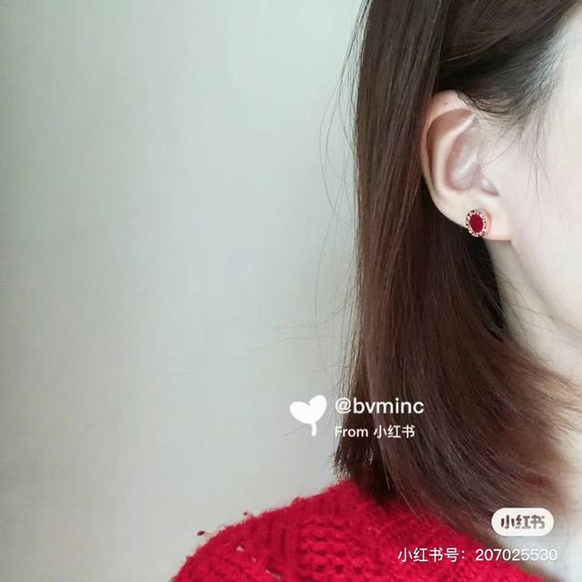Best-Selling Style Bvlgari Series Red Carnelian Round Disc Earrings Christmas Re