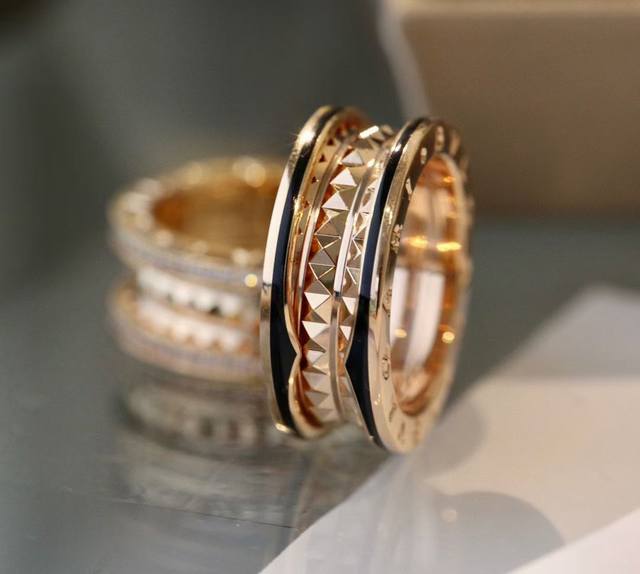 National Day Travel Season Bvlgari Rivet Couple Ring . This Ring Exudes Elegance