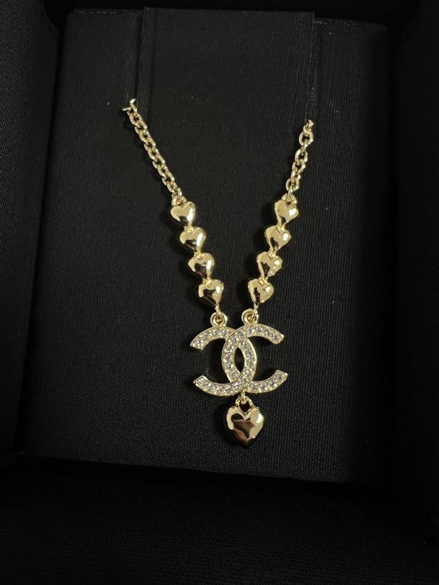 New Arrival, Highest Quality Chanel 23P Metal Heart Necklace & Layered Love The
