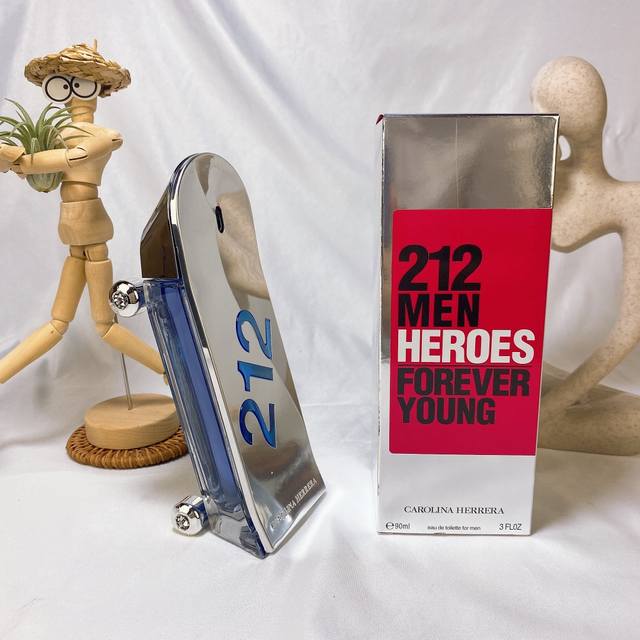 Counter Quality Carolina Herrera 212 Men Heroes Forever Young 90Ml Carolina Herr