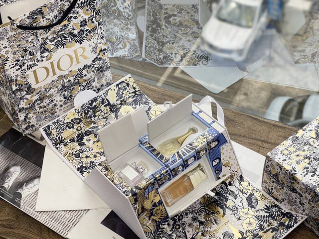 Counter Quality New Dior Castle Sample Set Of 4 Includes: True Self Perfume 5Ml,