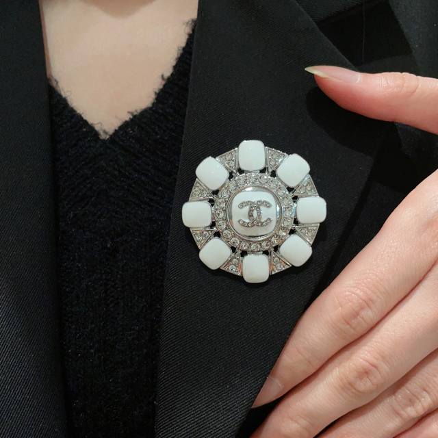 Chanel Small Chanel New Pearl Chanel Brooch, The Ultimate Accessory For Women. T