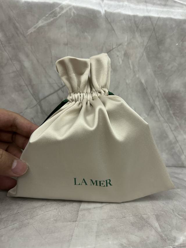 Ready To Ship La Mer Starter Sample Set Of Three! Includes: Cleanser 30Ml + Esse