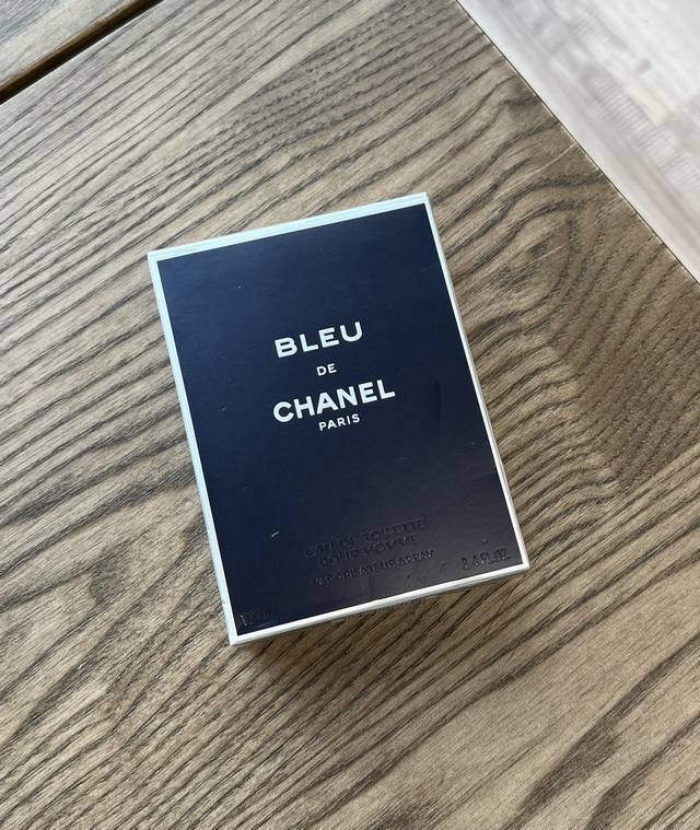 Counter Quality. All Freedom And Sensuality Are Hidden In The Midnight Blue Urba