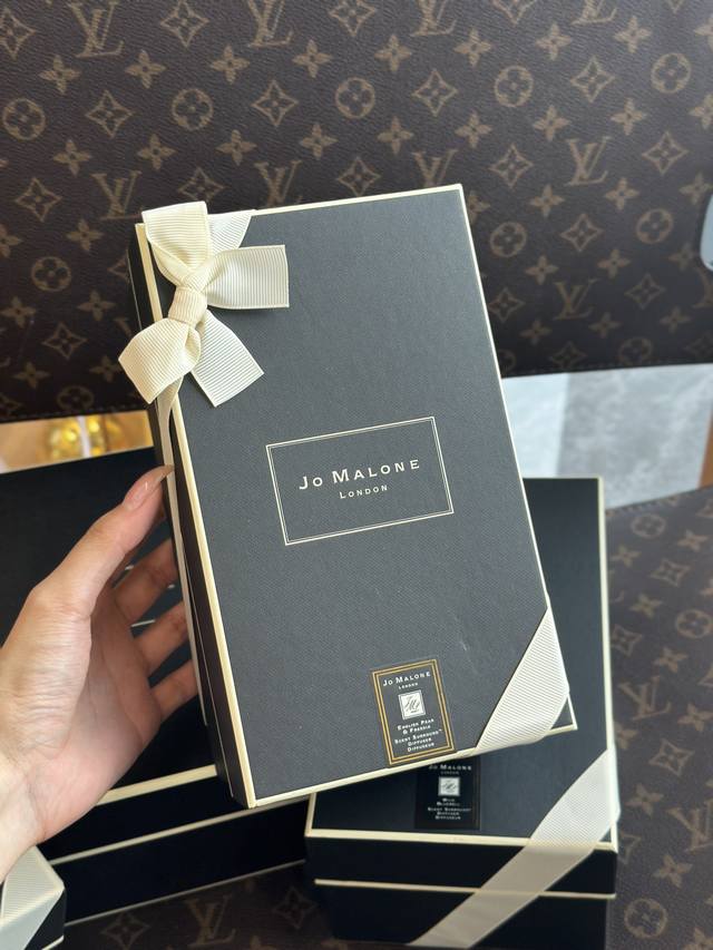 Counter Quality Jo Malone's Reputation In The Fragrance Industry Needs No Introd