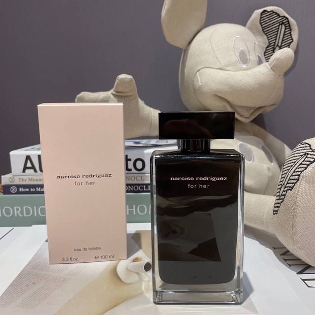 Department Store Quality Narciso Her Eau De Toilette 100Ml Black Bottle Attribut