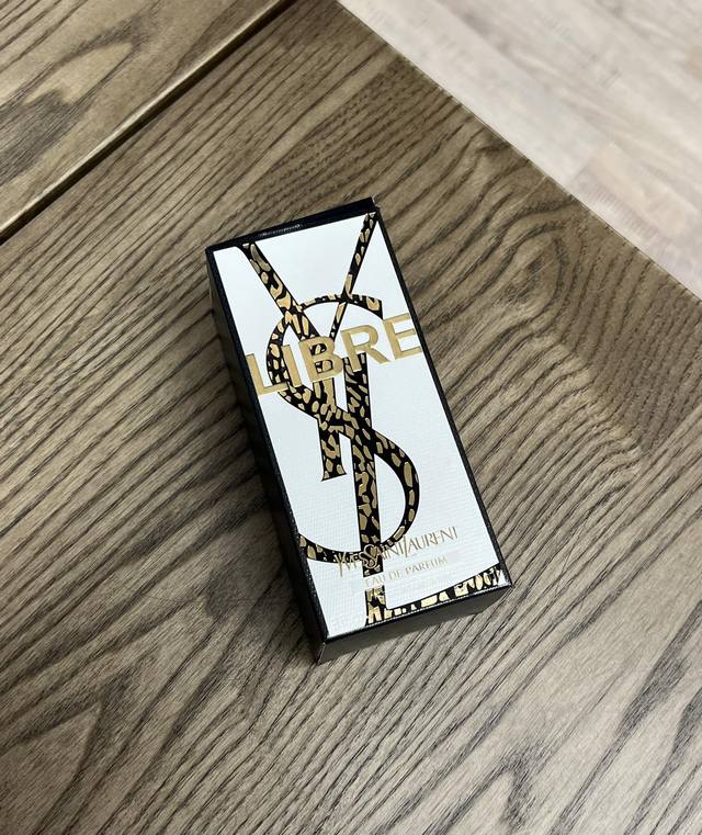 Counter Quality Saint Laurent Leopard Print Edition Free Perfume 90Ml Limited Ed