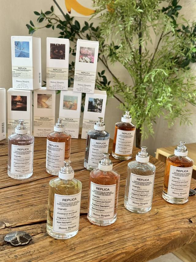 Department Store Quality Unique And Premium Niche Perfumes. A French Perfume Bra