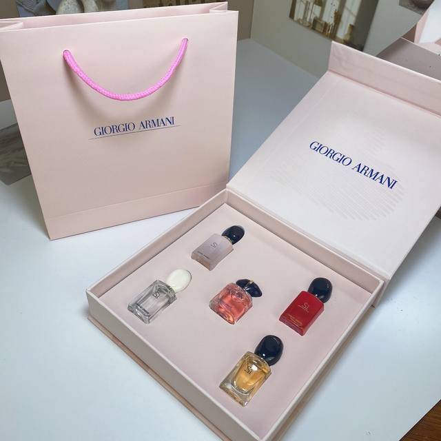 Counter Quality Armani Pink Box Beloved Perfume Sample 7Ml 5-Piece Set! 7Ml 5. F