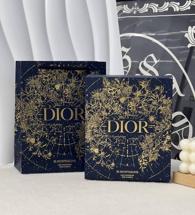 Counter Quality Dior Montagne Perfume Castle Q-Version 4-Piece Gift Set Is Here!