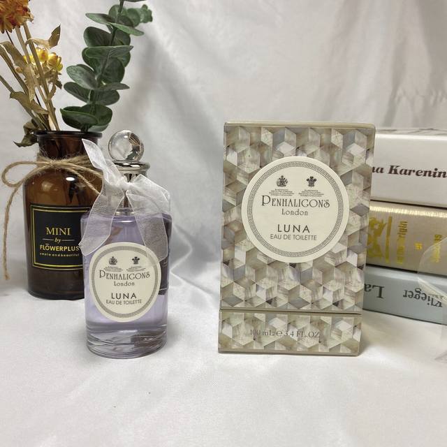 Counter Quality Penhaligon's Moon Goddess, A Goddess-Like Perfume With Ethereal