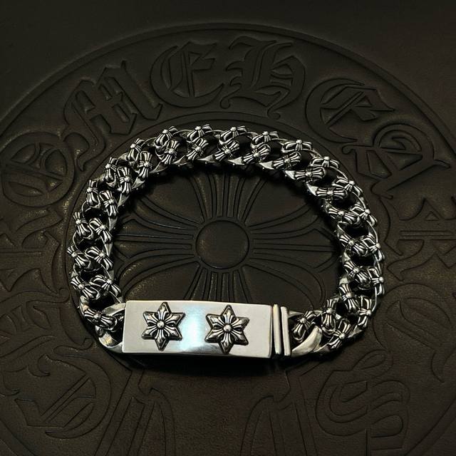 Department Store Quality Chrome Hearts Classic Retro Twisted Cross Flower Double