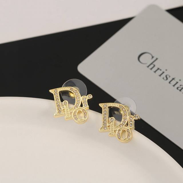 Dior New Arrival Pearl Stud Earrings, Authentic Replica, Classic Pearl Design Wi