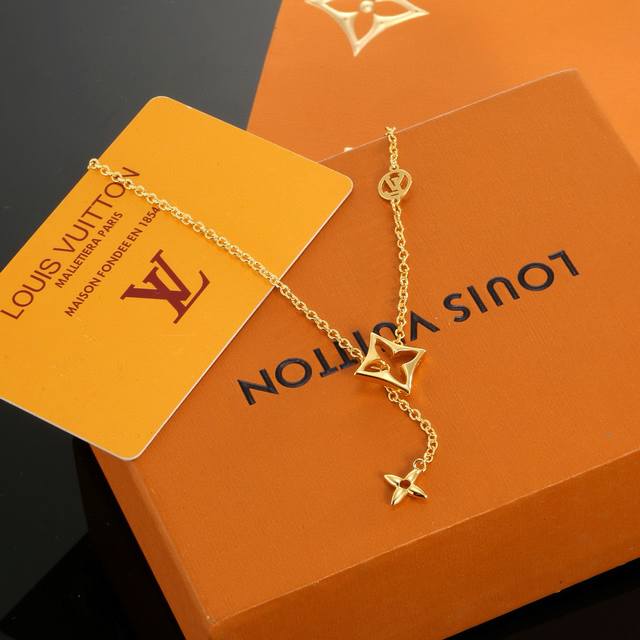Donkey House New Lv Iconic Lv Four-Leaf Clover Necklace Infused With The Monogra