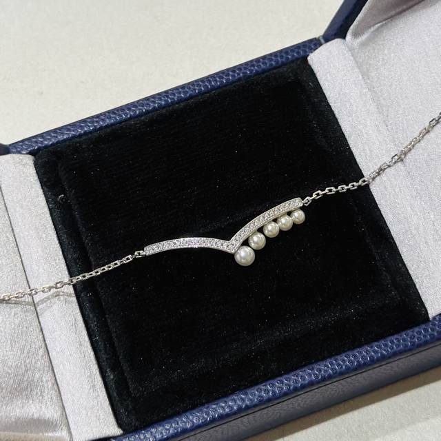 A1184 Shangmei New Design V-Shaped Pearl Bracelet, Customized With Our Love, Hig