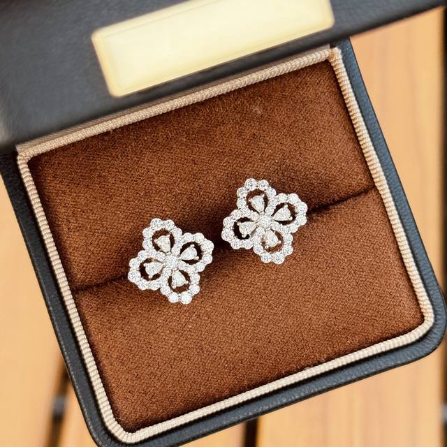 Earring Style A5549 High-End Jewelry Customization Hw Hae Winston Classic Four-L