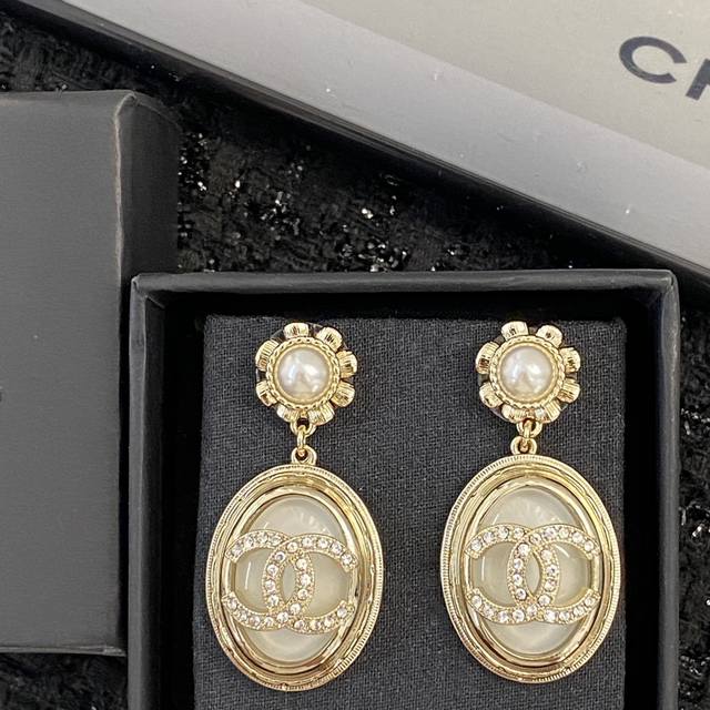 Code E2036 Chanel Earring Bestseller Newly Released, Consistent With Zp,Authenti
