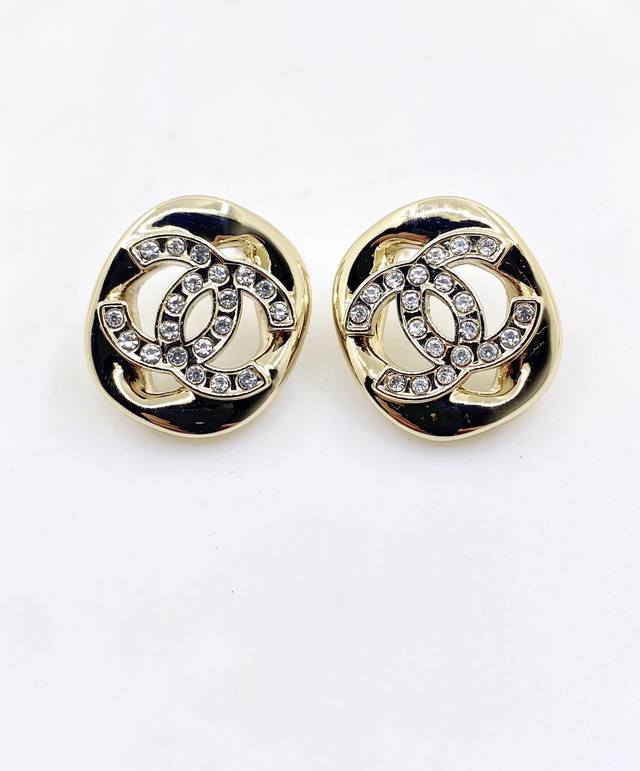 Ch*Nel Latest Design Light Gold Openwork Square Ear Studs, Consistent Zp Brass M