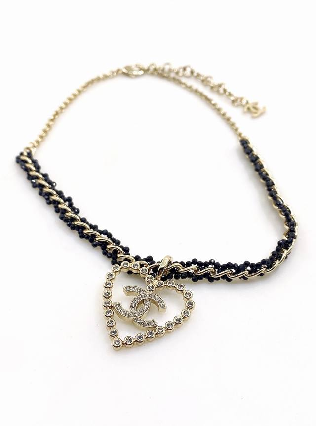 Ch*Nel Latest Style Light Gold Openwork Heart Black Diamond Necklace, Made Of Zp