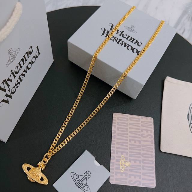 High-Quality Classic Large Saturn Necklace For Men And Women, 60Cm Necklace Vivi