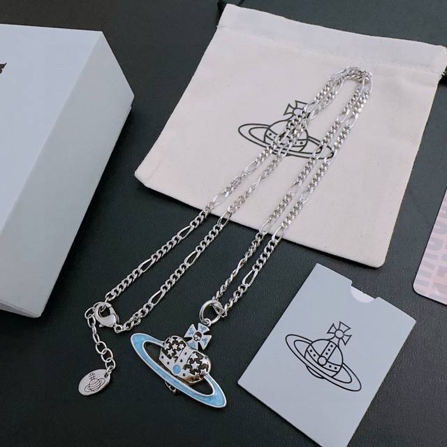 High-Quality Classic Large Saturn Necklace For Men And Women Necklace By Vivienn