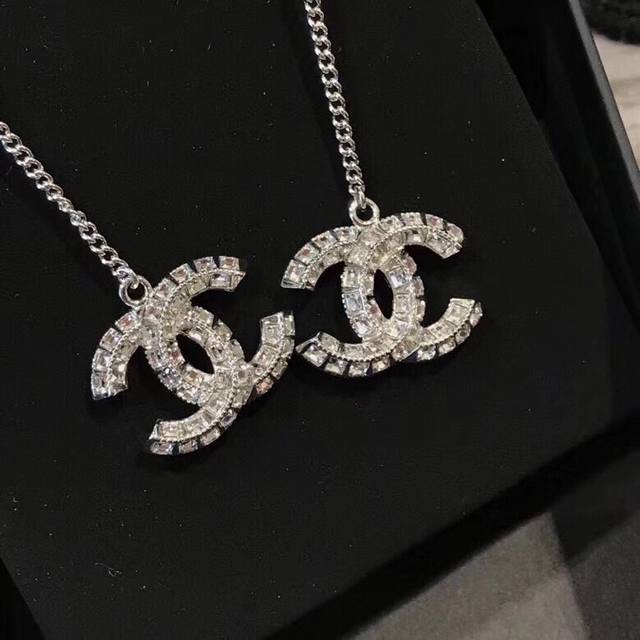 Classic Chanel Long Square Diamond Silver Double C Earrings Authentic Store-Qual