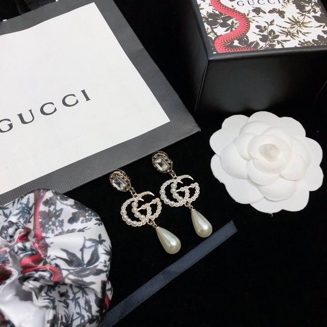 Gucci Fall/Winter New Arrival Double G Flower Pearl Ear Studs With Original Pear