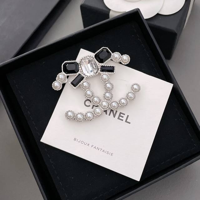 High-Quality, Details As Shown In The Photo. 0900110 Fragrant Butterfly Bow Doub