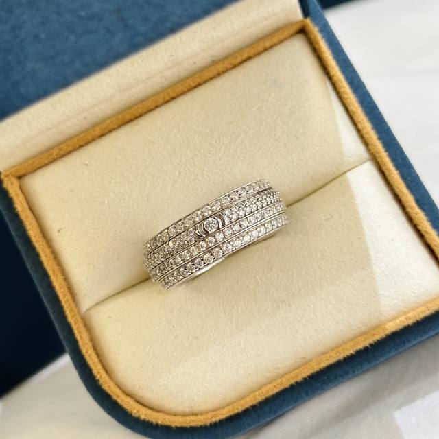 A Piaget High-End Custom Rotating Series Four-Row Diamond Ring Exclusive Design,