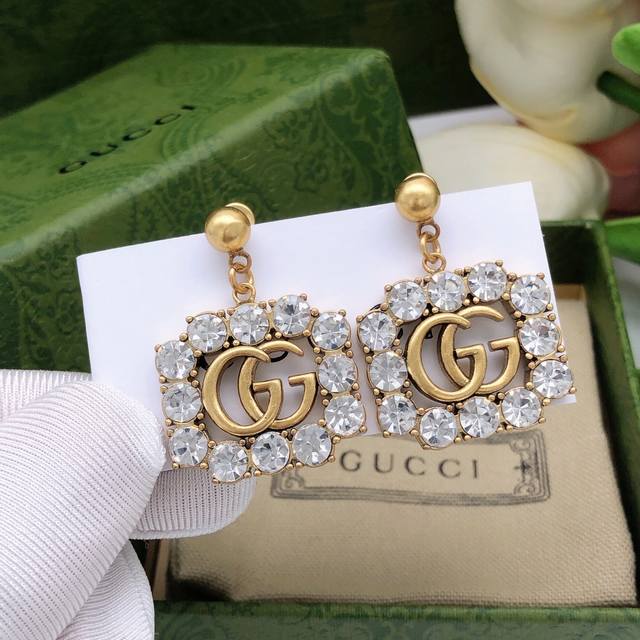 Id Ged0050 Gucci Square Diamond Stud Earrings