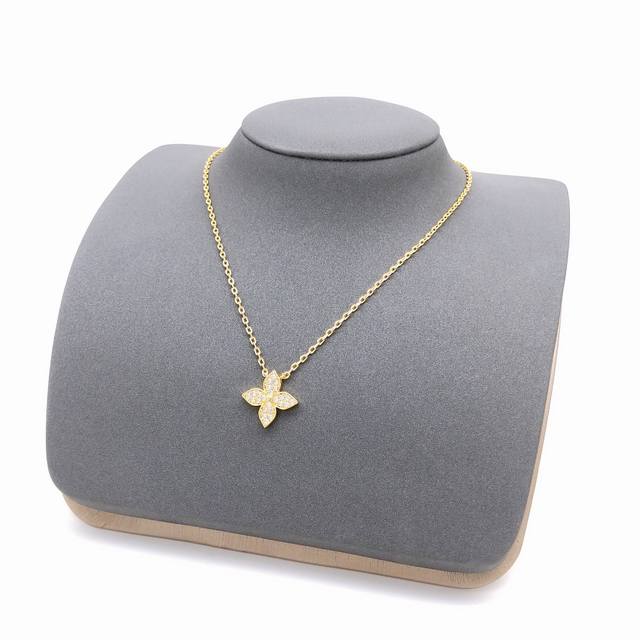 Id Lxl0030 Lv* Latest Vintage-Inspired Necklace, Made Of Zp Brass Material.