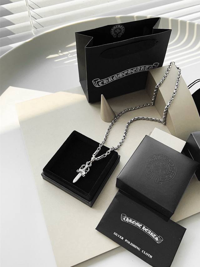 Chrome Hearts Cross Heart Sword Pendant Letter Necklace Imported Craftsmanship,