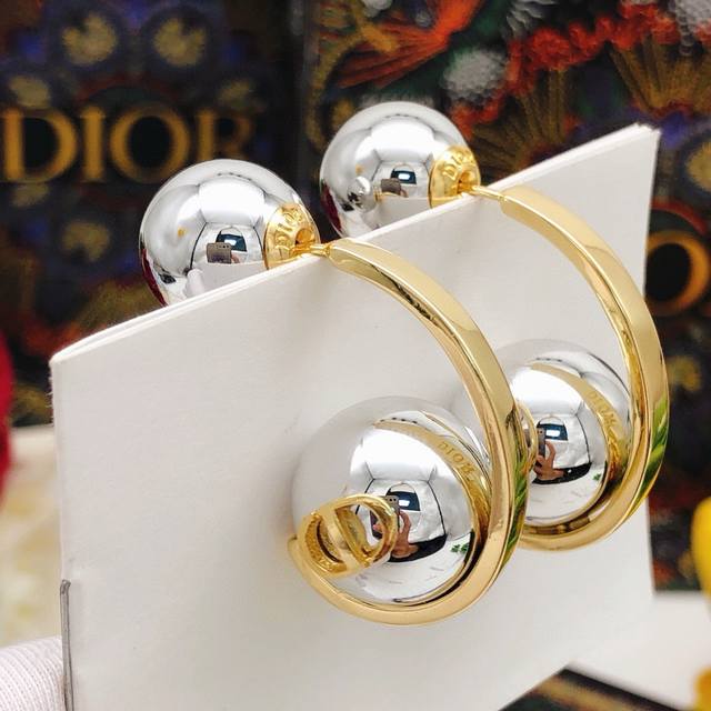 Code Ded0476 Dio* Latest Silver-Plated Pearl 6-Shaped Earrings, Made Of Zp Brass