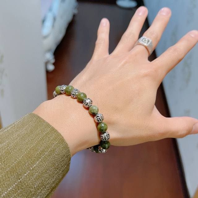 Gucci Unisex Bracelet - Latest Natural Crystal Bracelet, Higher Quality, Celebri
