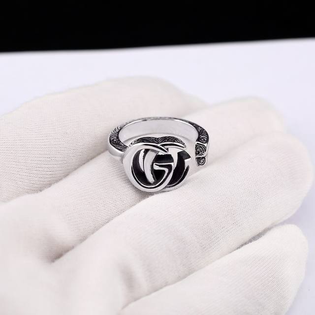 Gucci Double G Key-Shaped Open Ring.