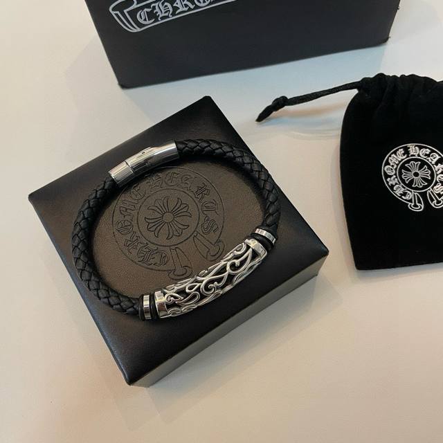 New Arrival, Counter Quality Chrome Hearts Cross Flower Woven Leather Bracelet.