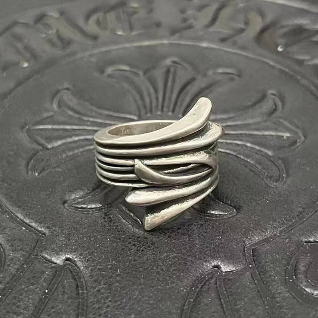 Ch Chrome Hearts Iris Flower Ring, Unisex Pair Of Rings, Vintage-Style Hip-Hop P